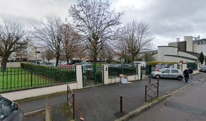 Aladiah, Voyant à Sartrouville