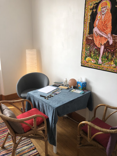 Dominique Lassus Minvielle Médium Clairvoyant Magnétiseur Voyant à Dijon