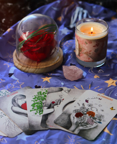 Rose - Cartomancie, Thérapie Spirituelle Et Constellations Systémiques Voyant à la Londe-les-Maures