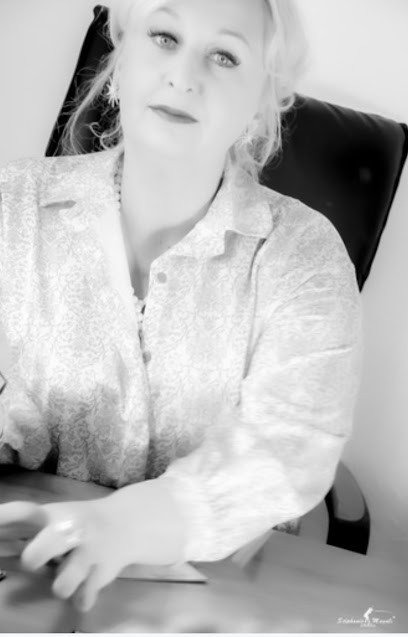 AM Blue Ange Medium (Annick MAURY), Voyant à Six-Fours-les-Plages