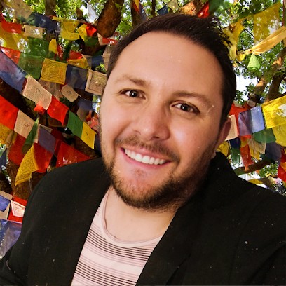 Voyant, Medium, Magnétiseur, Praticien En Hypnose, Nicolas Duquerroy | Voyance Par Téléphone Et Boutique De Lithothérapie, Voyant à Valence