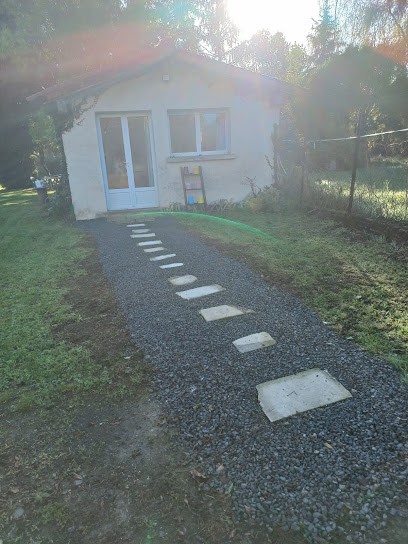 Natacha Daubigné, Voyant à Saint-Loup