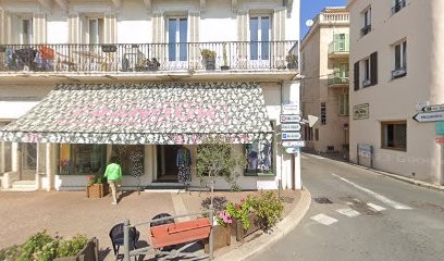 voyante golfe juan tarot persan la petite sorcière magie encens plantes, Voyant à Vallauris